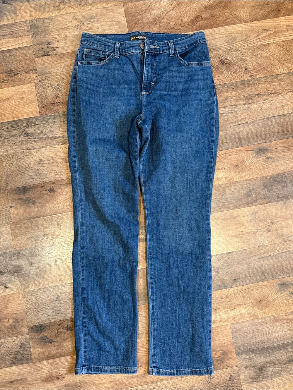 Lee Women's Straight Leg Jeans in Dark Blue Denim